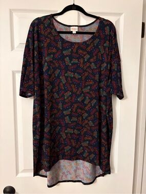 LuLaRoe XL Navy Paisley Top with Multicolor Accents